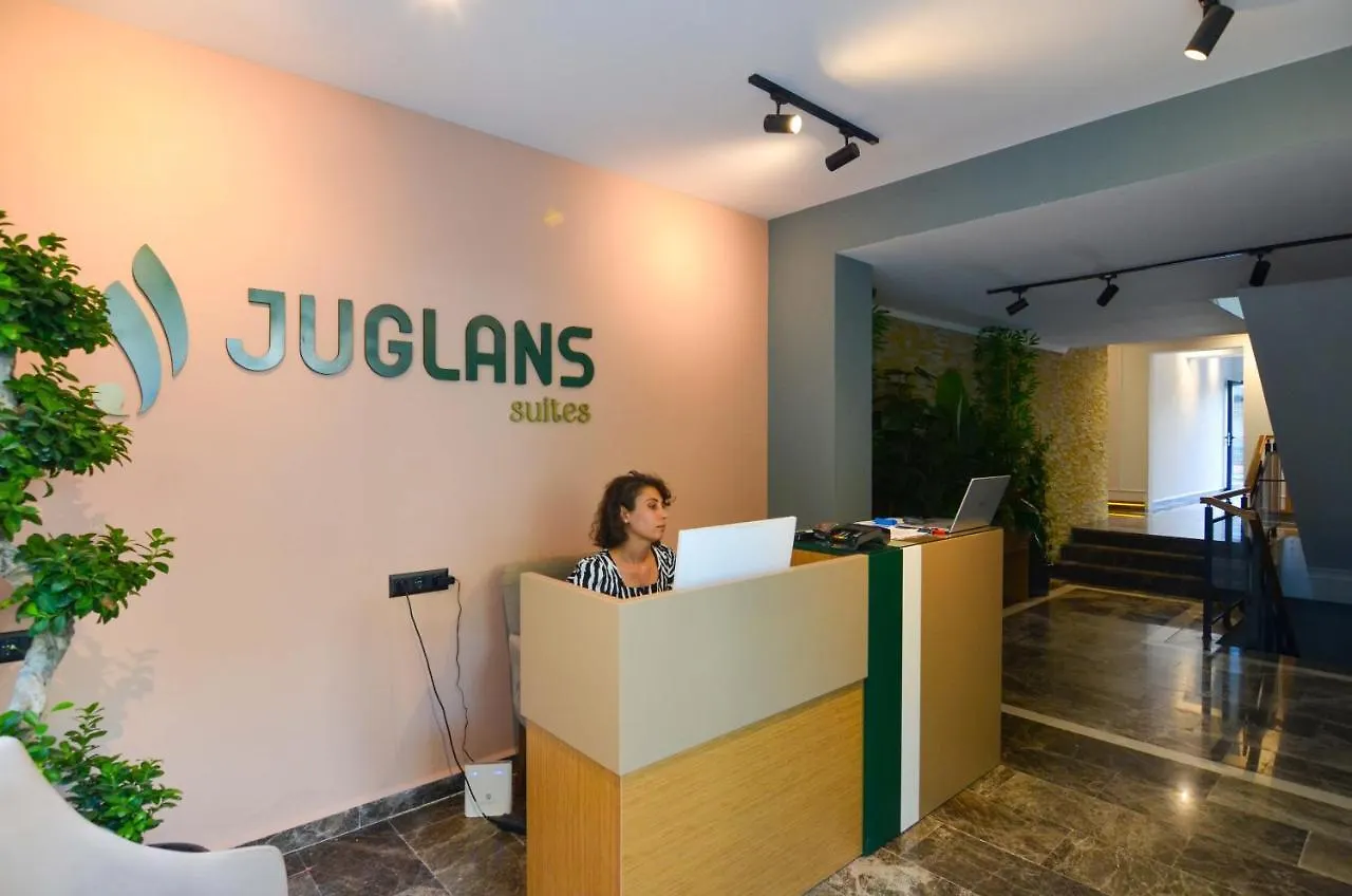 Juglans Suites 费特希耶 公寓式酒店